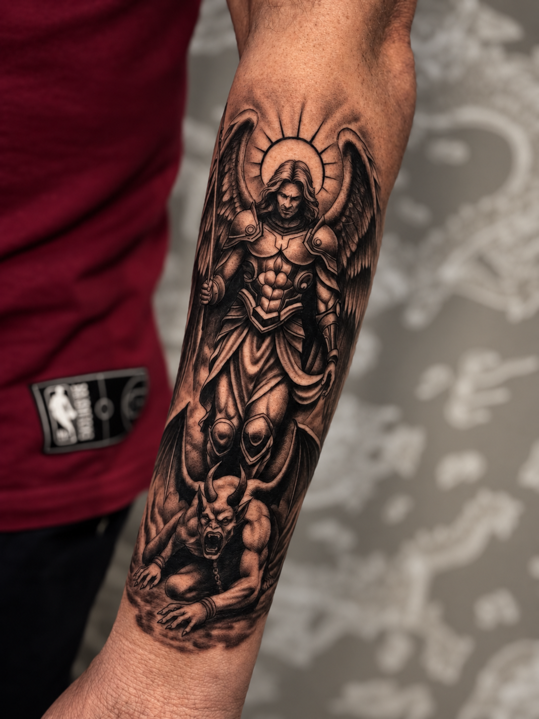 Tatuagem realista de anjo por Cascio